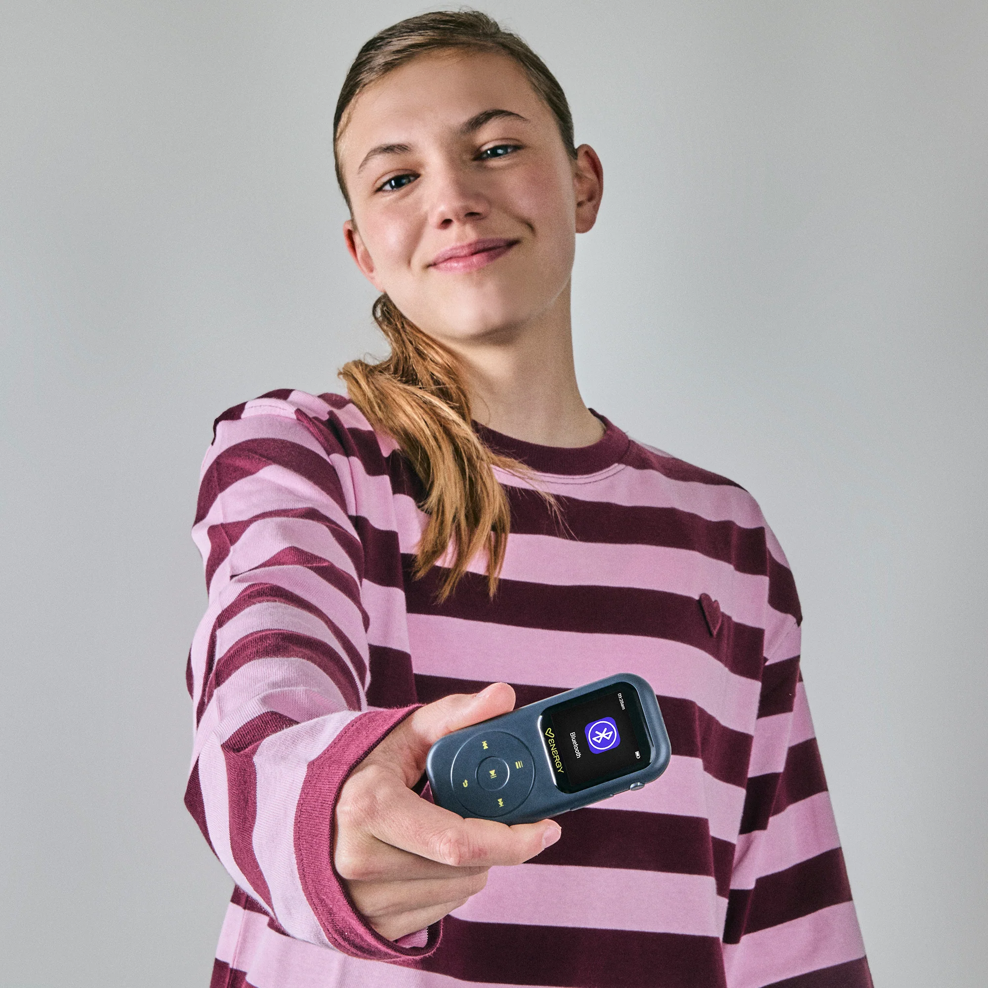 Handy - Reproductor MP4 con Bluetooth y radio FM - Image 4